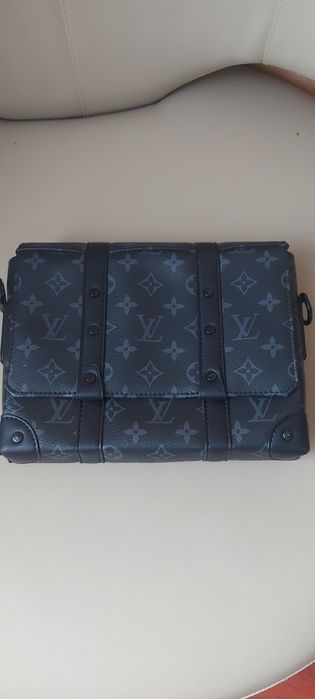 Сумка  Louis Vuitton Messenger Soft Trunk .