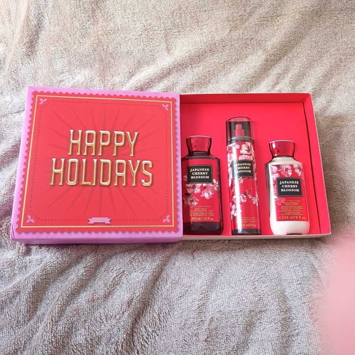 Zestaw Bath & Body Works Japanese Cherry Blossom mgiełka balsam  żel