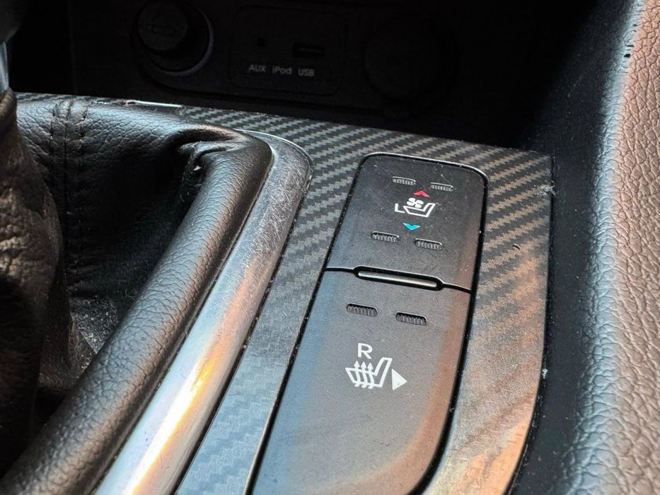 Автомобіль KIA Optima