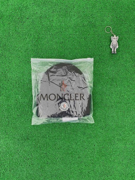 gorro moncler tamanho único