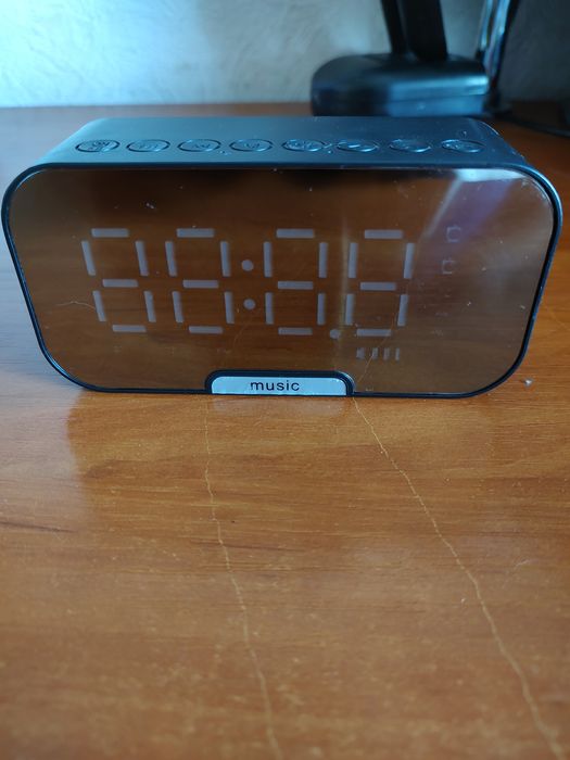 Годинник електронний