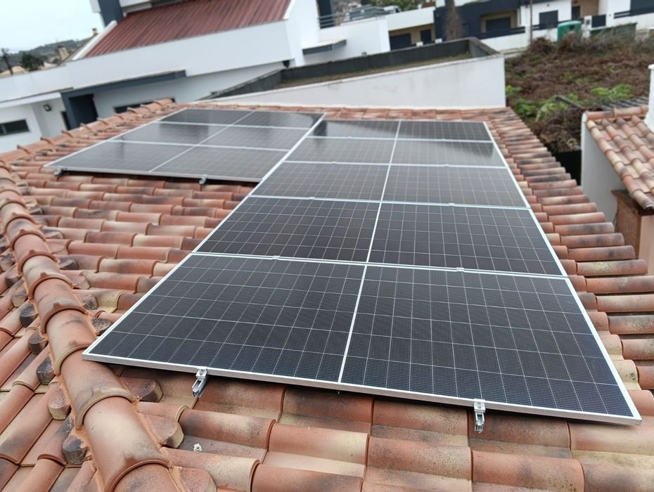Instalação painéis fotovoltaicos