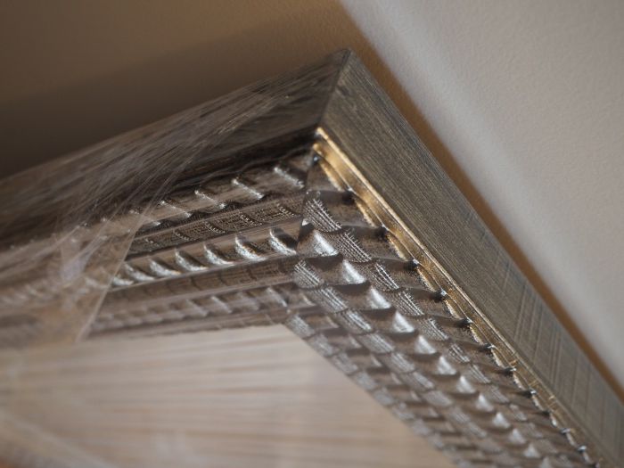 Espelho decorativo prateado 112 x 75 cm