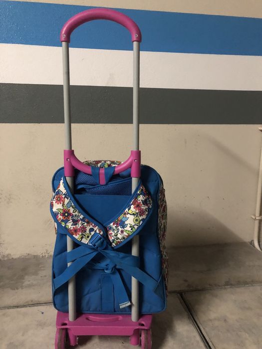 Mochila escolar.
