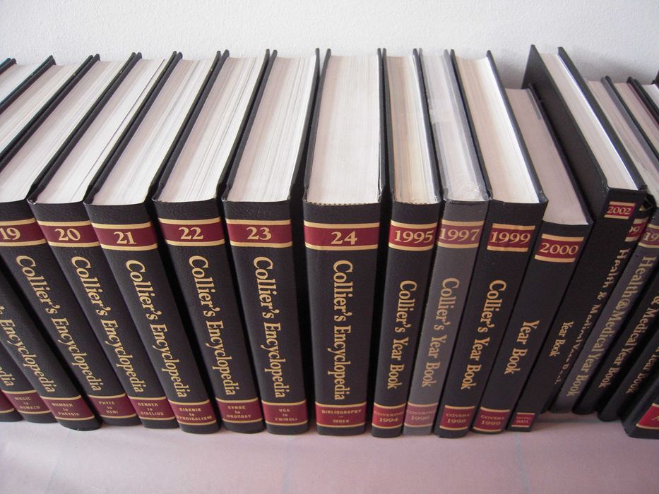 Enciclopédia Collier's Edição de 1992 por MacMillan