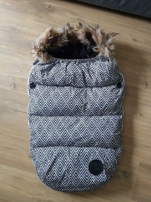 Śpiworek do wózka sanek fotelika Petite Cherie Design Futro 100cm