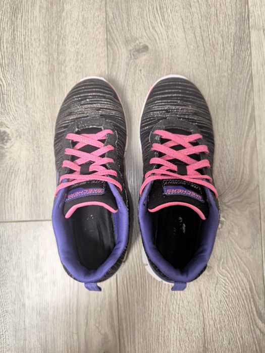 Кросівки фірми Skechers (оригінал) розмір 33 кроссовки