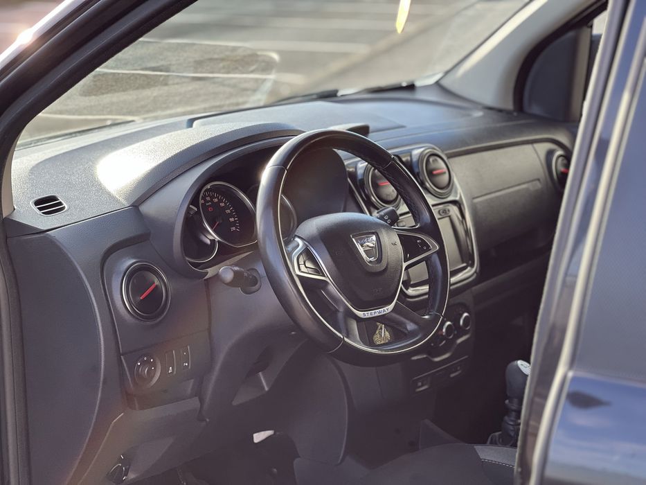 Dacia Lodgy Stepway 1.5DCi 7lug - 2019