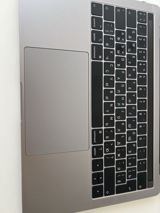 MacBook Pro 13” A2159 2019 avariado / para peças