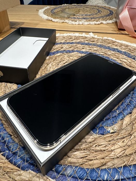 Iphona 12 pro max 256gb pudelko kabel case