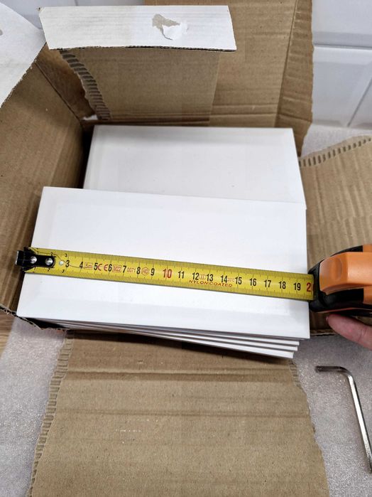 Plytki biale 10cmx20cm Fabresa