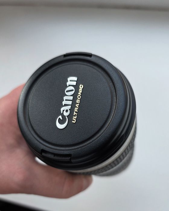 Canon EF 70-200mm f/4L USM (чохол у подарунок)
