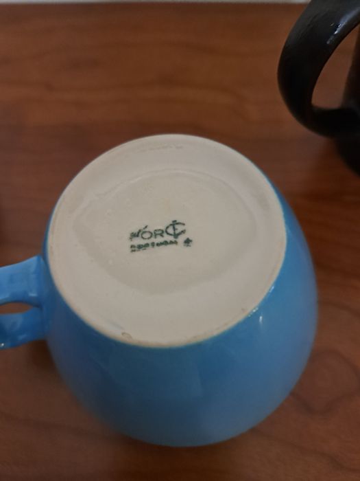 Chávenas  almoçadeiras - várias cores- Porcelana