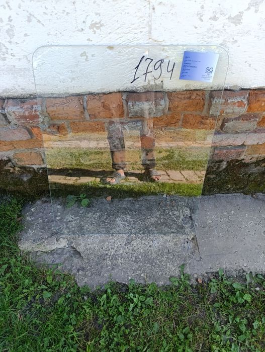 Стекло кабины ЮМЗ