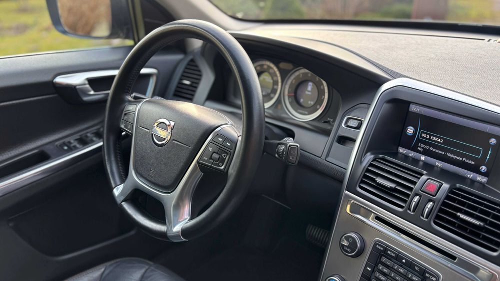 Volvo xc60 3.0.  300 km