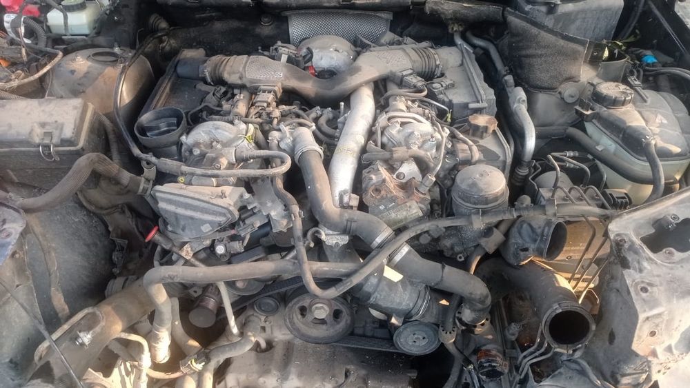 Розбір Двигун 2000$,  коробка та інші запчастини Mercedes OM642 W16