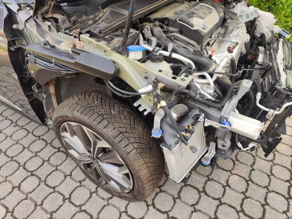DS4 II 2024r NOWY MODEL HYBRYDA PLUGIN 225koni - 1.6 e-tense PHEV - Przebieg 13280km