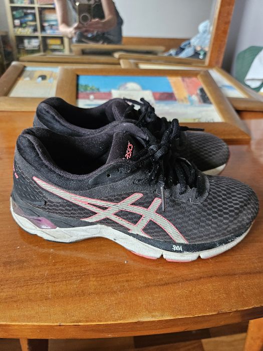 Asics r. 36 dziecięce buty sportowe