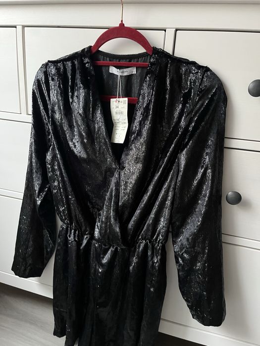 Welurowy błyszczący kombinezon Reserved nowy