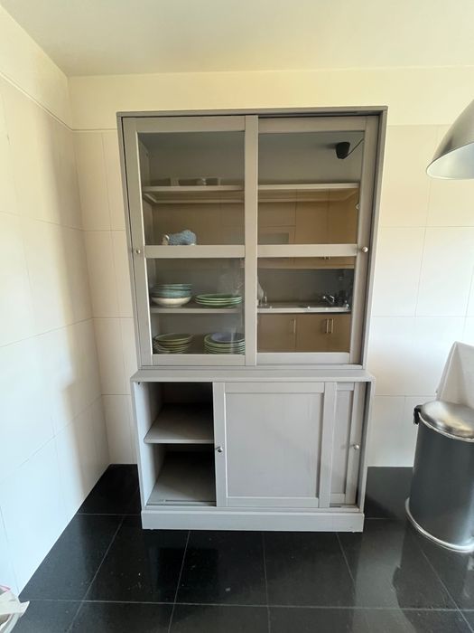 Louceiro IKEA cinzento