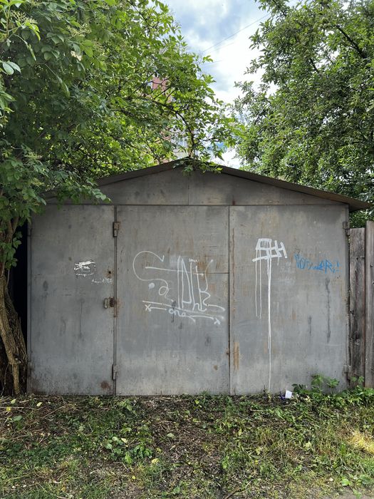 Продам металевий гараж розбірний