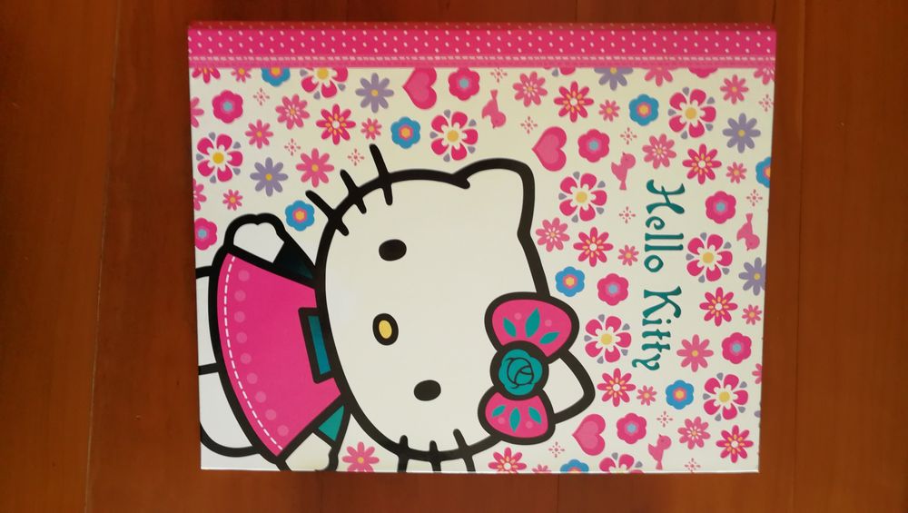 IMPECÁVEL Material papelaria/escolar  Hello Kitty Dossier Capas Estojo