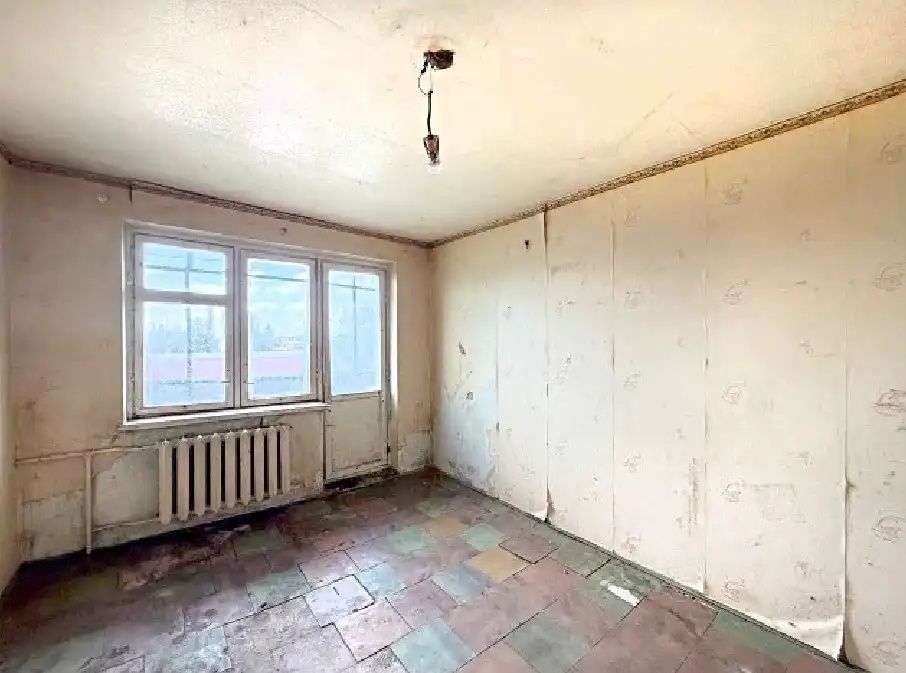 Продам 2-кім. квартиру р-н Косіора, ул. Осіння
