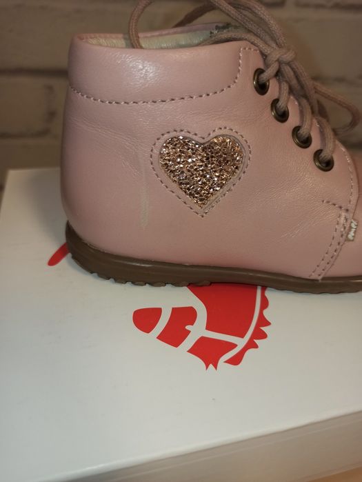 Buty roczki firmy Emel rozmiar 20