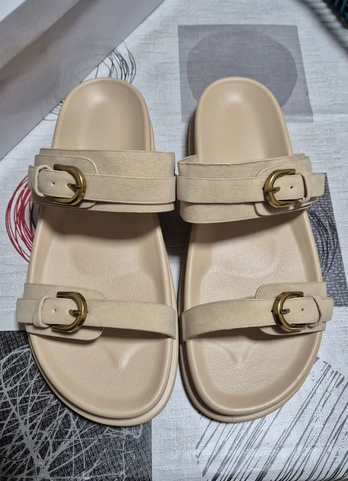 Chinelos bege 40