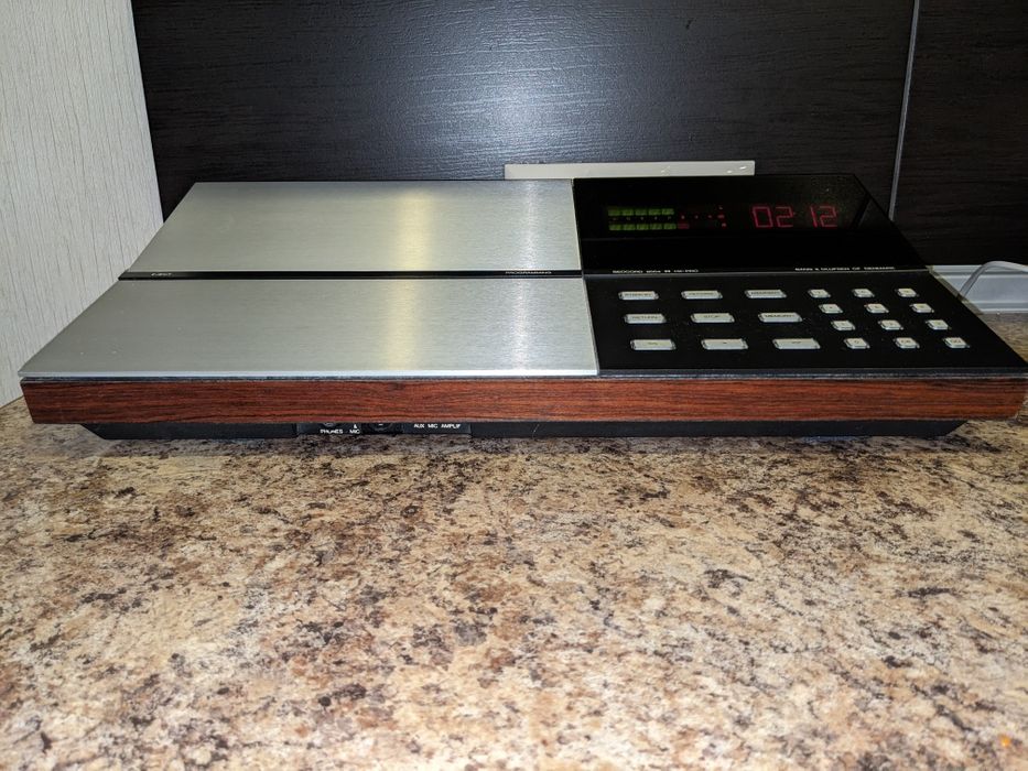 Продам Bang & Olufsen BeoCord 8004