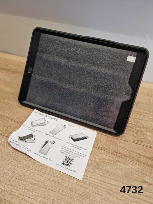 Etui Ipad 9.7" nowe (4732-31)