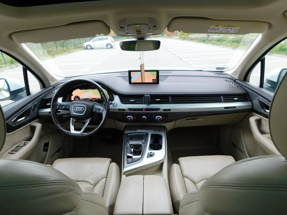 Audi Q7 S-line Kupiona Salon Polska 1-2017r