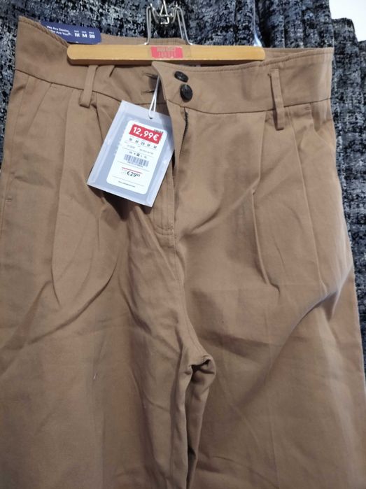 calças castanhas pull&bear