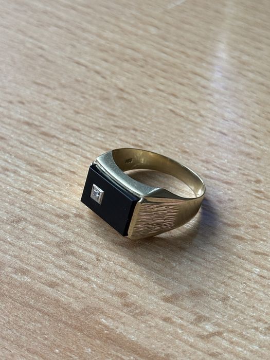 Sygnet 585 z diamentem 6g