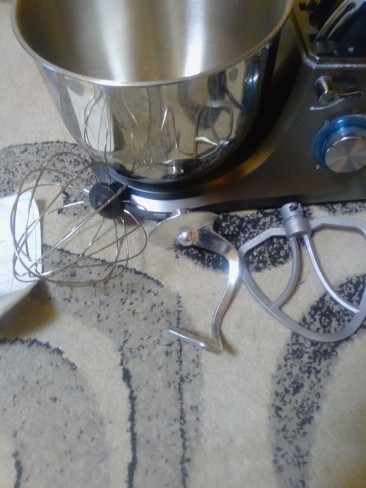 Продається кухонний комбайн +тісто міс