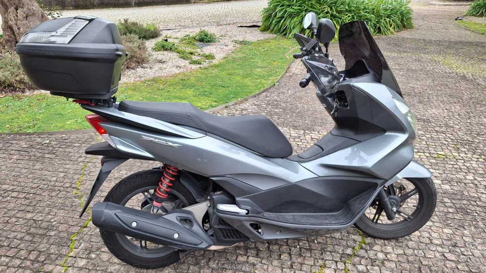 Honda PCX 125 ano 2017