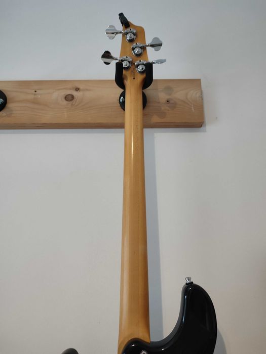Ibanez ATK 400 gitara basowa (lakland musicman)