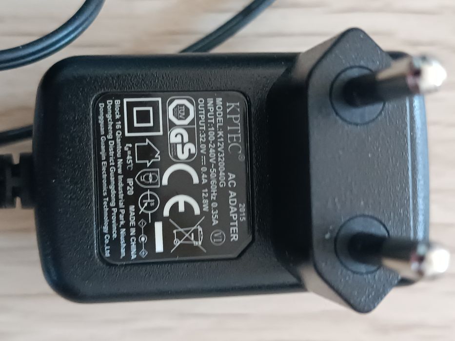 Odkurzacz pionowy Bosch 25.2V Flexxo Serie 4 - zasilacz, ładowarka