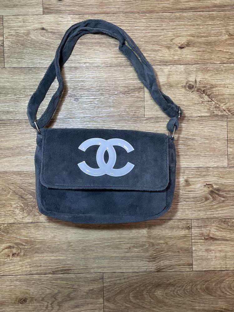 Chanel precision vip gift crossbody bag 1 562 Olx