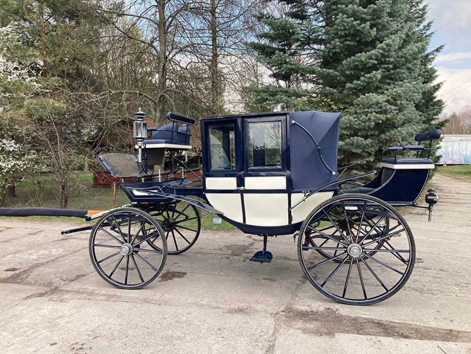 Kareta, bryczka do ślubu