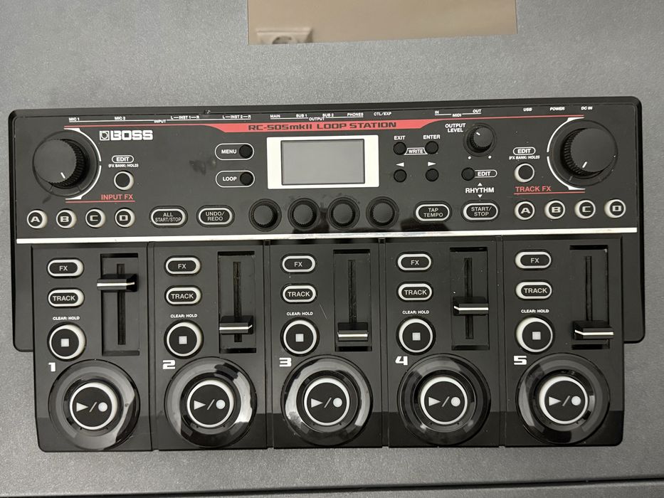 Boss RC-505 MKII + Mikrofon dynaminczny