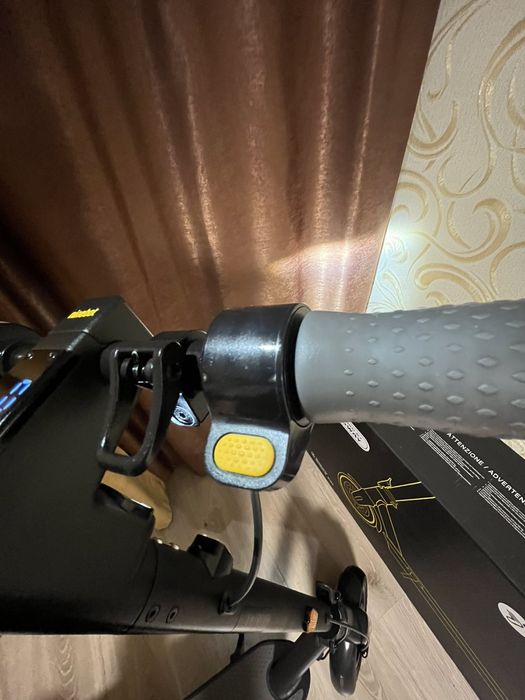 Електросамокат Segway-Ninebot MAX G30E II