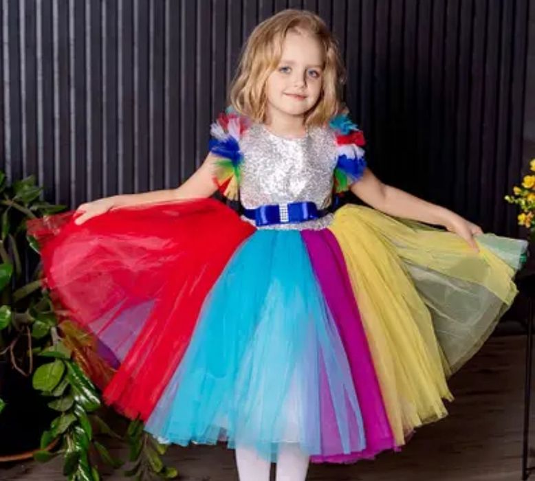 Прокат суконь Янгол сніжинки ялинка цукерки зірки Караван