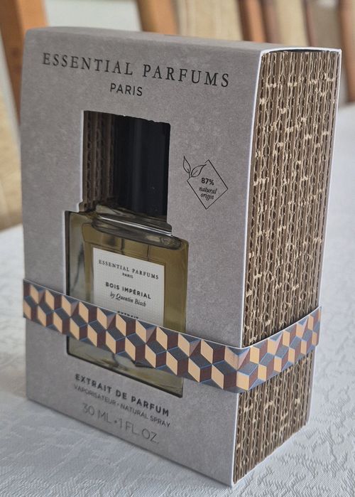 Essential perfums  BOIS IMPERIAL EXTRAIT