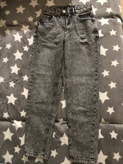 Продам джинсы мом