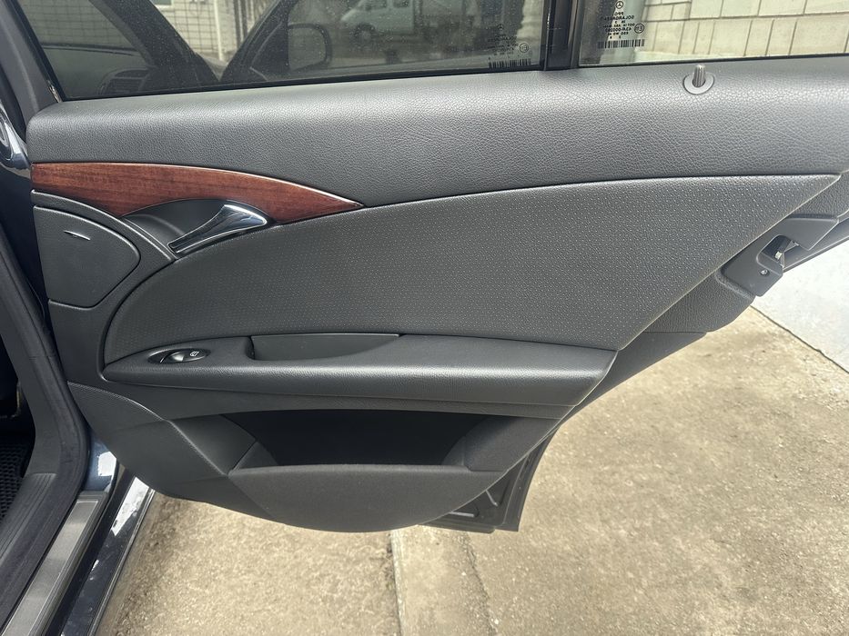 Продам Мерседес w211