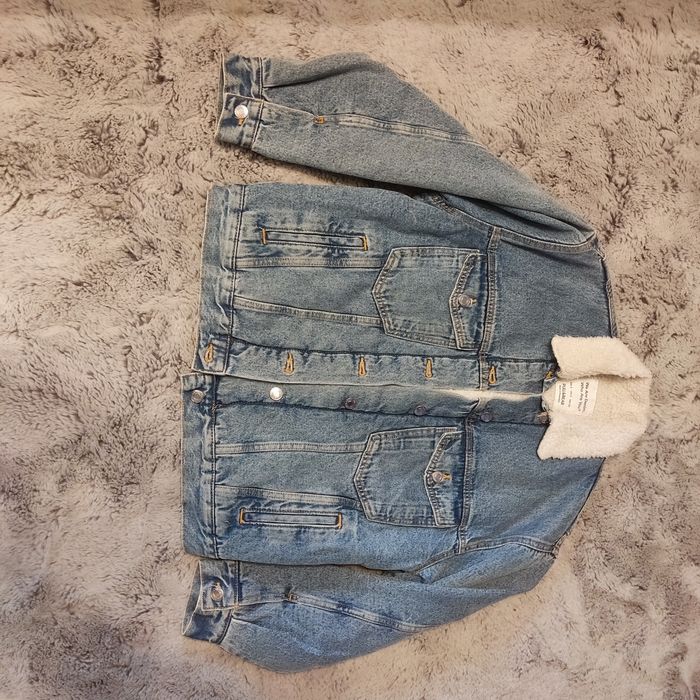 Kurtka jeansowa z kożuszkiem - r. S Pull&Bear