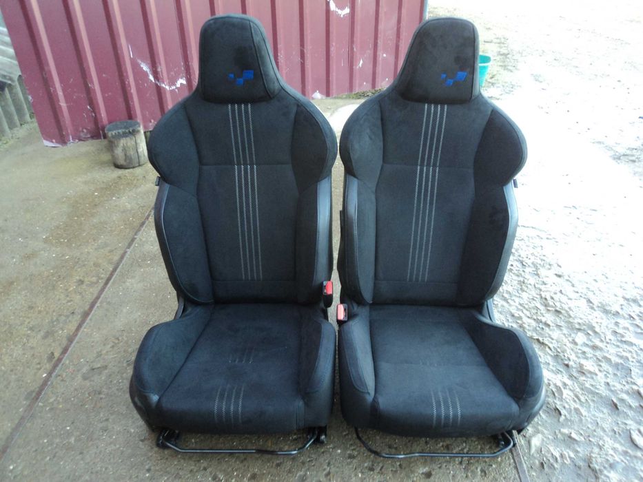 Renault Рено Меган 4 GT рекаро ковші шкіра алькантара сидіння мерс vw