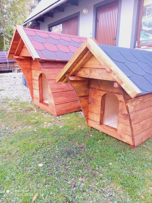 Budy dla psa duża i mala