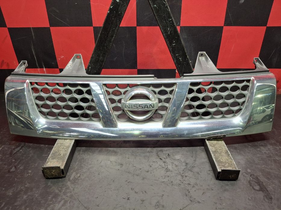 Grelha frente NISSAN Pick Up III (D22)